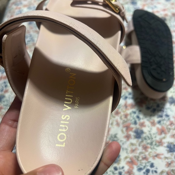 Authentic Louis Vuitton Bom Día Flat Mules - Picture 3 of 7